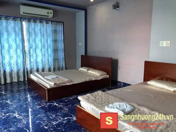 Sang nhanh khách sạn tại 852 Hưng Phú, phương 10, quận 8.