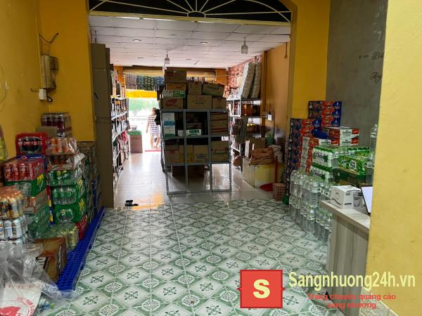 Sang nhuợng gấp cửa hàng tạp hoá mặt tiền đường Nguyễn Sơn, phường Phú Thọ Hoà, quận Tân Phú, TP.HCM.