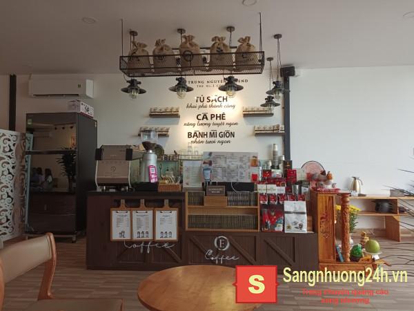 Sang quán cafe