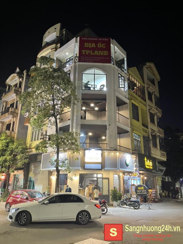 Sang nhượng quán cafe view đẹp mặt tiền đường lớn, trung tâm huyện Đông Anh, Hà Nội.