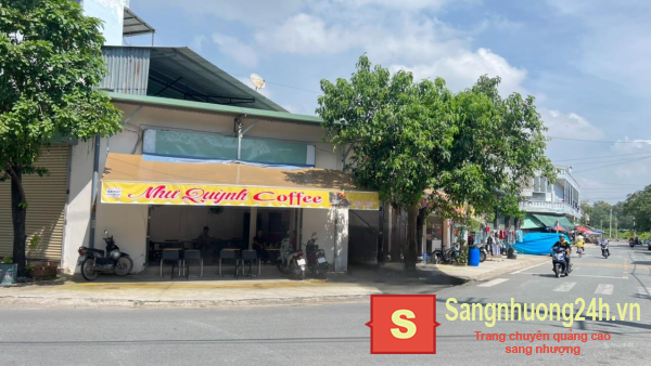 Sang quán cafe