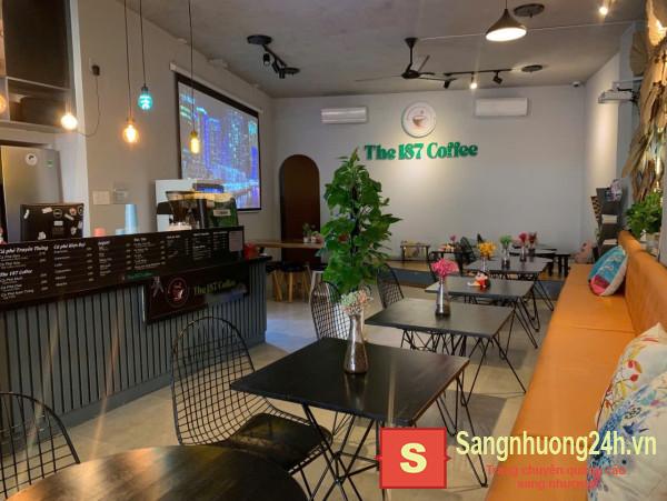 Sang quán cafe