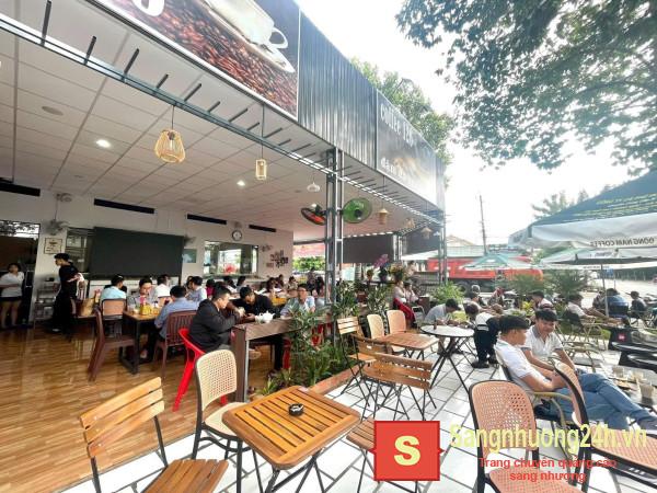 Sang quán cafe