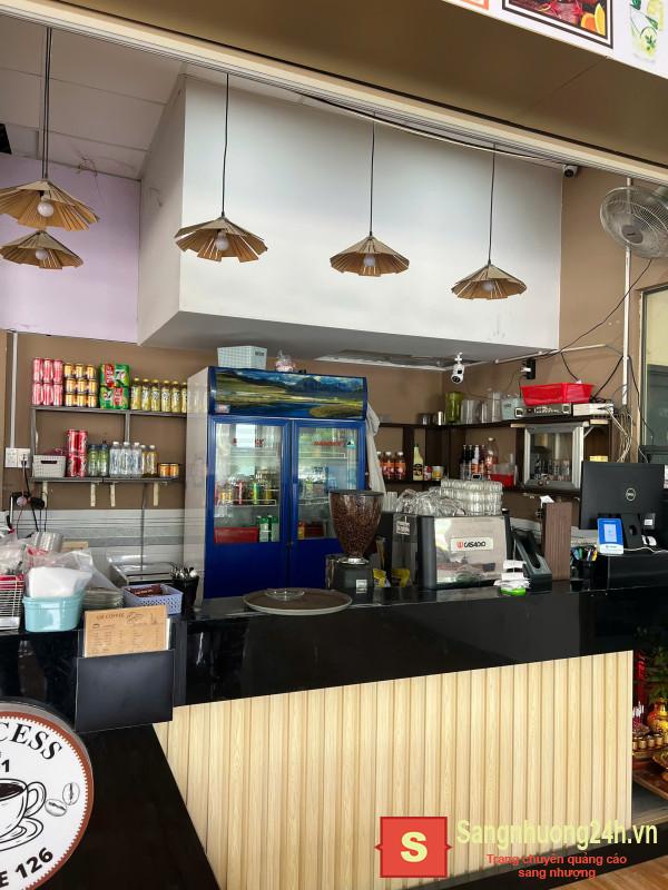 Sang quán cafe