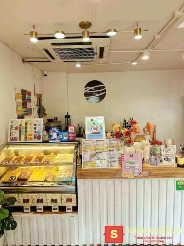 Sang quán cafe