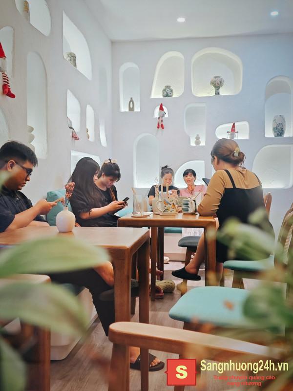 Sang quán cafe