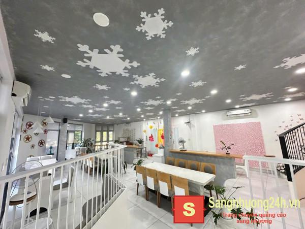 Sang quán cafe