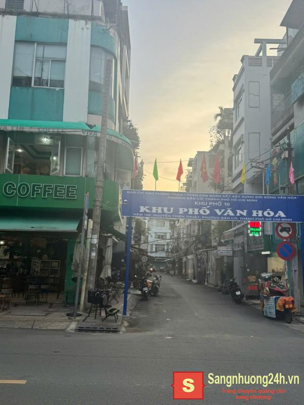 Sang quán cafe