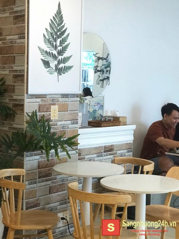 Sang quán cafe