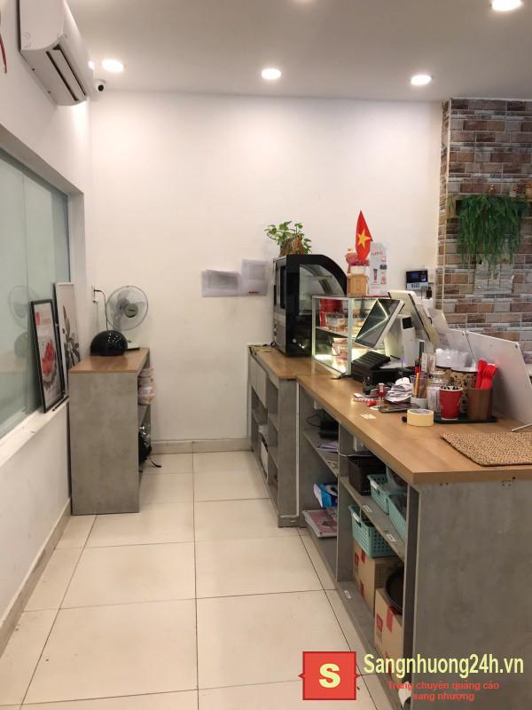 Sang quán cafe