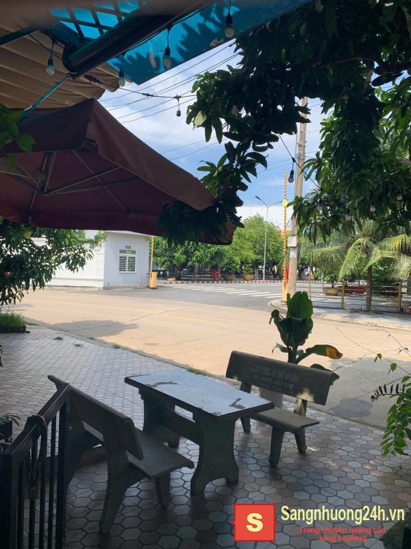 Sang quán cafe