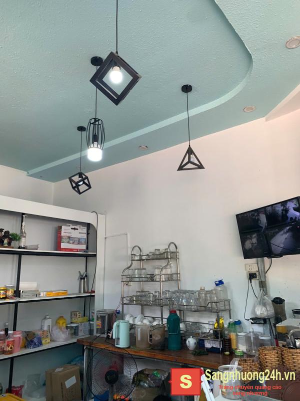 Sang quán cafe