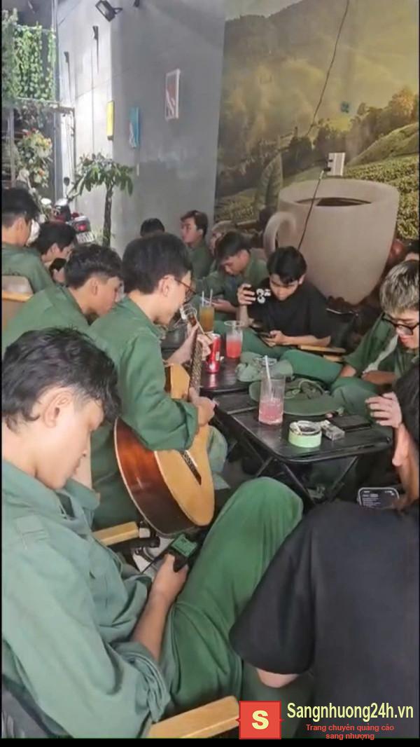 Sang quán cafe