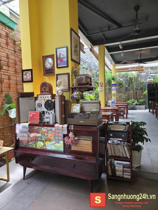 Sang quán cafe