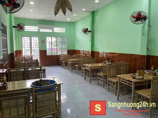 Sang quán cơm