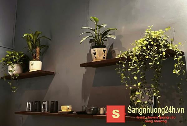Sang quán cafe
