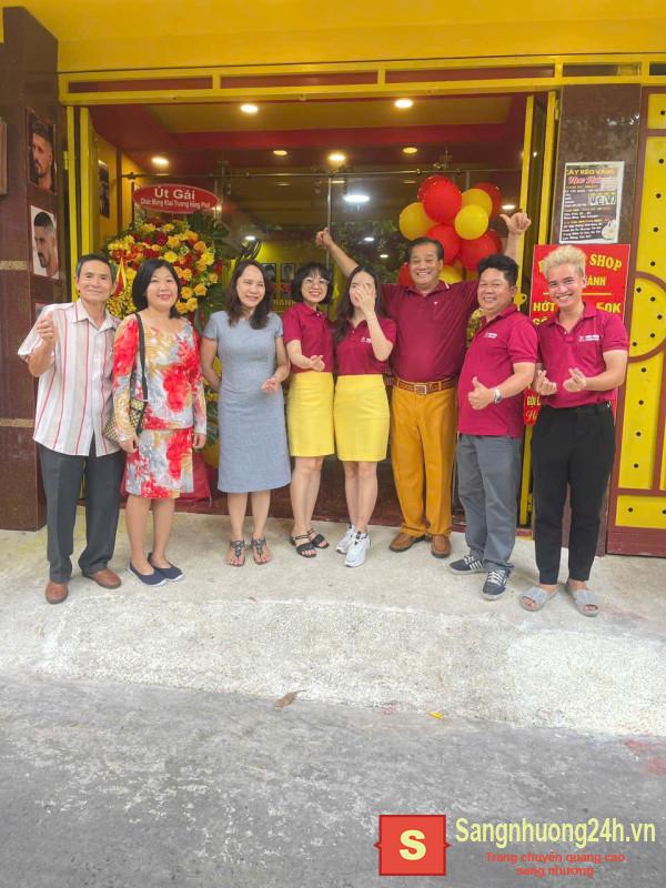 Cần Tuyển 2 Nữ Gội Đầu Tại Phú Nhuận