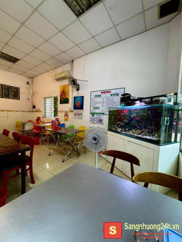 Sang quán cơm
