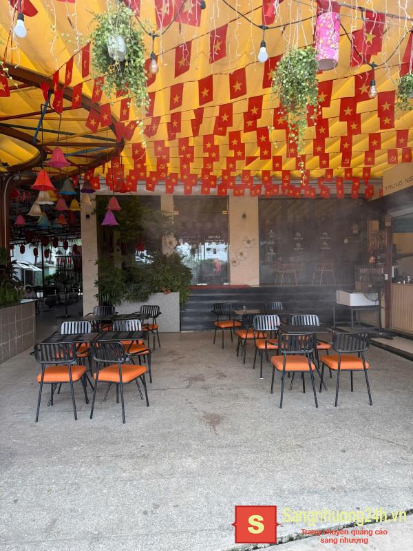 Sang quán cafe