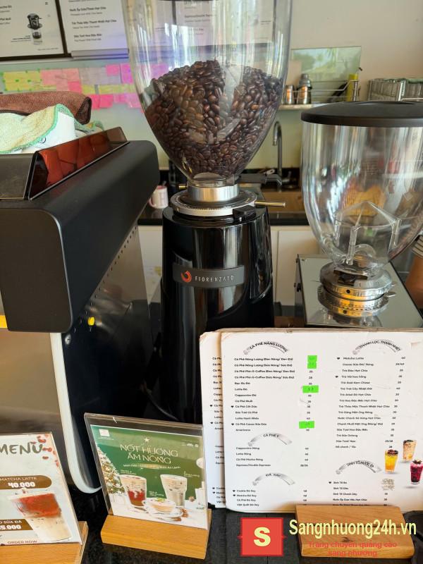Sang quán cafe