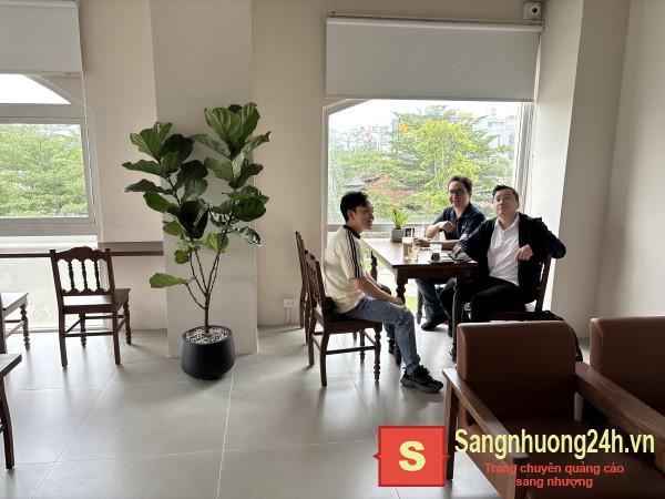 Sang quán cafe