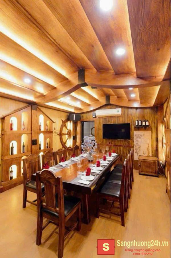 Sang nhà hàng