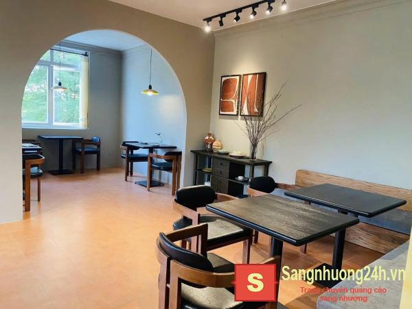Sang quán cafe