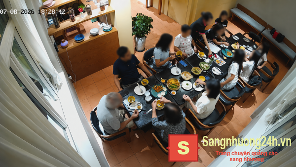 Sang quán cafe