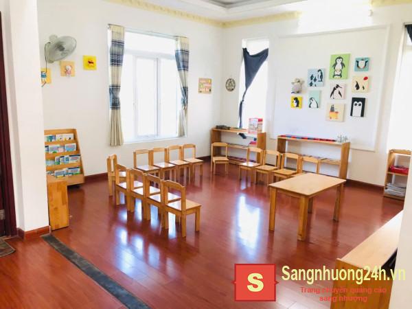 Sang trường mầm non
