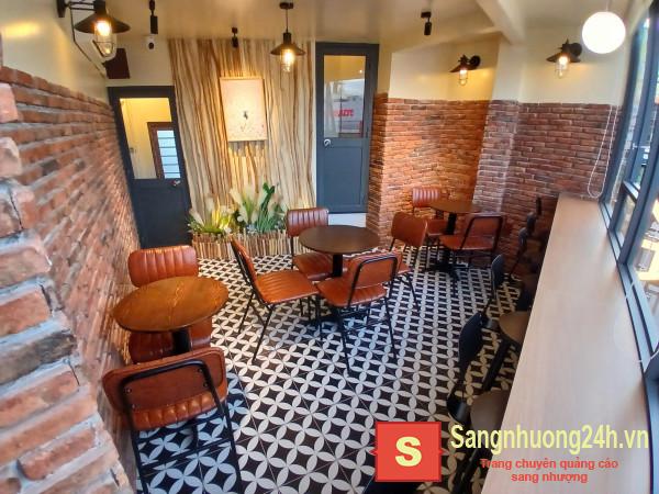 Sang quán cafe